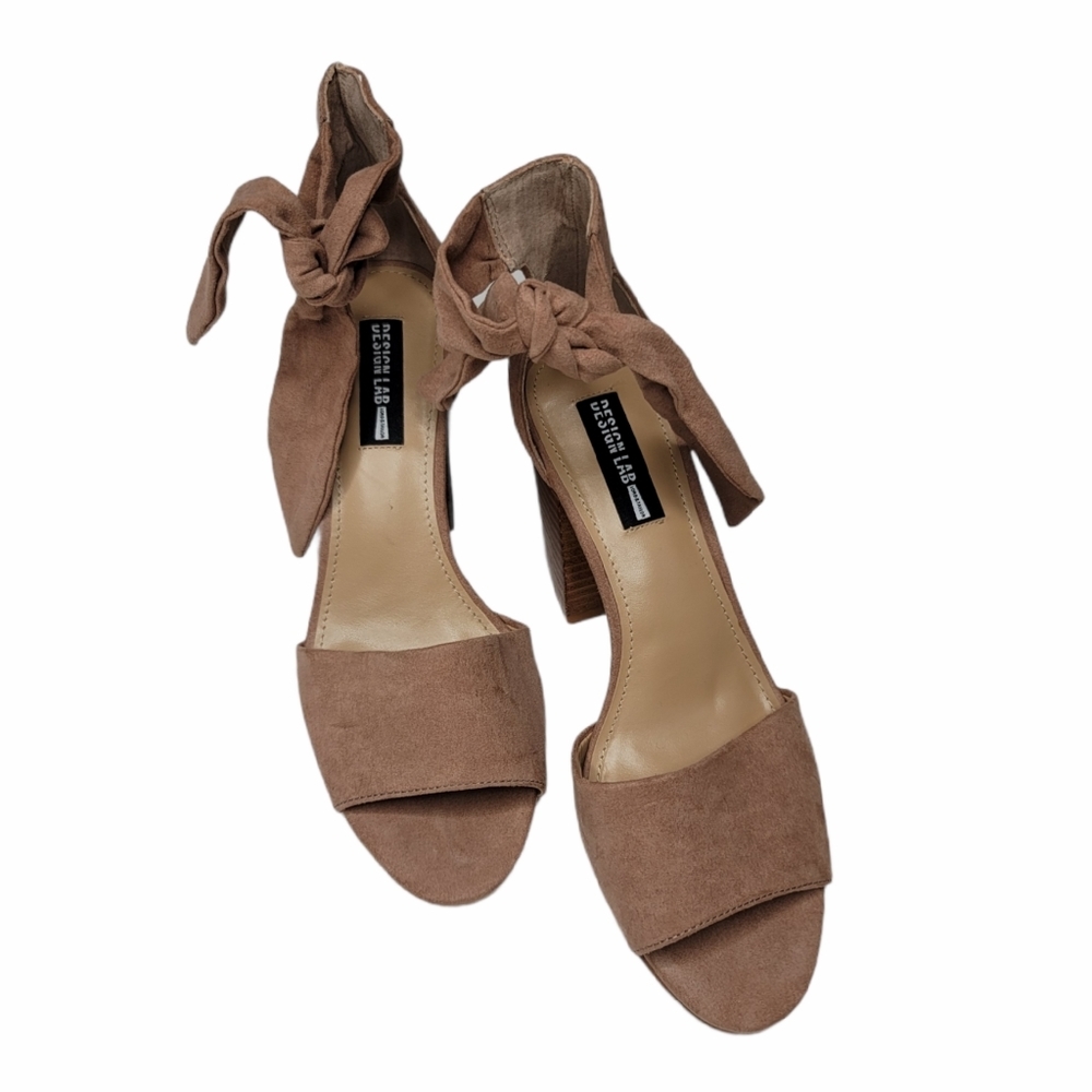 Design Lab Block Heel Ankle Strap Sandals Size 8 - image 2